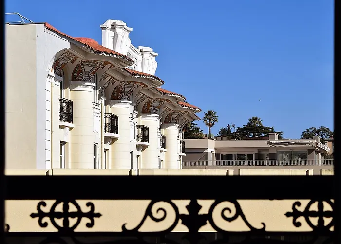 Nouvel Hotel Saint-Raphaël