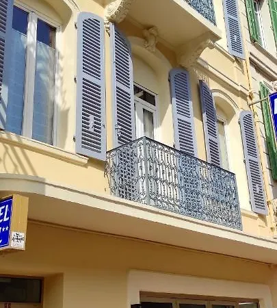 Nouvel 2* Saint-Raphaël